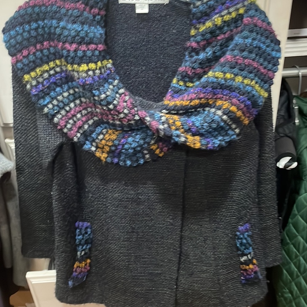 Curio great sweater jacket